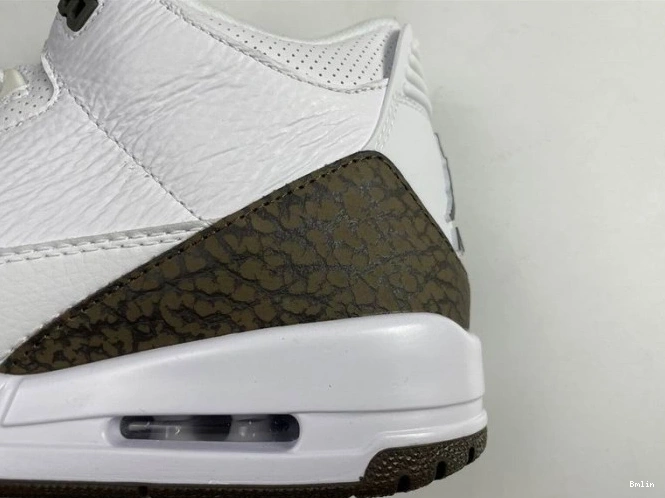 Boostmaster lin Jordan (2018) 3 Air Retro 136064-122 Mocha 0817